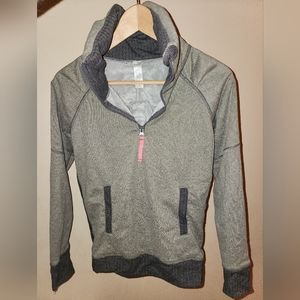 Ivivva half zip
